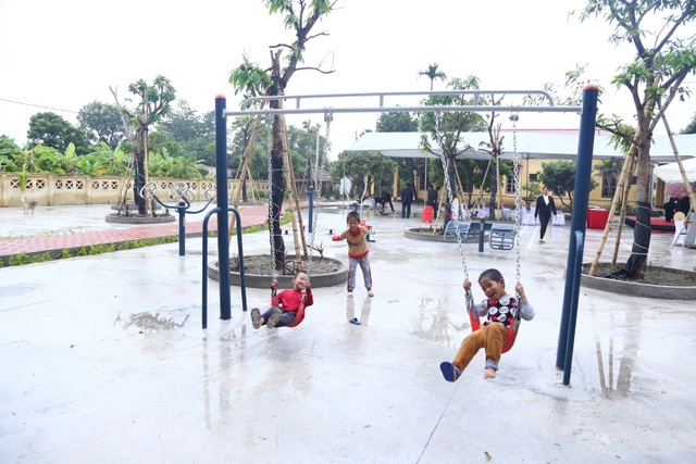 Thẩm mỹ viện Ngọc Dung xây dựng khuôn viên giải trí cho những mảnh đời khó khăn - 4 Thẩm mỹ viện Ngọc Dung xây dựng khuôn viên giải trí cho những mảnh đời khó khăn - 4