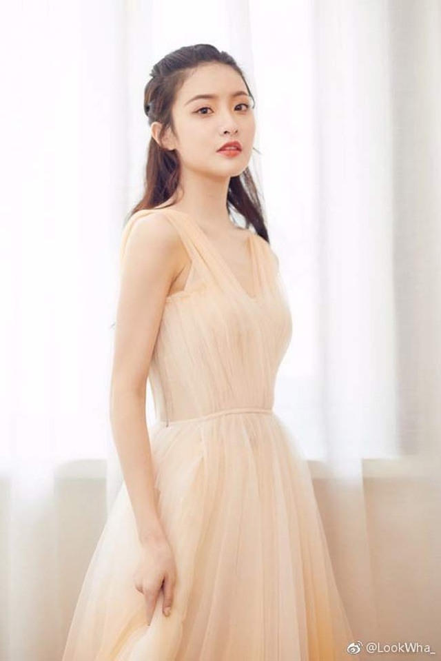 3 thiên nga xinh đẹp trên sàn thể dục - 15 3 thiên nga xinh đẹp trên sàn thể dục - 15