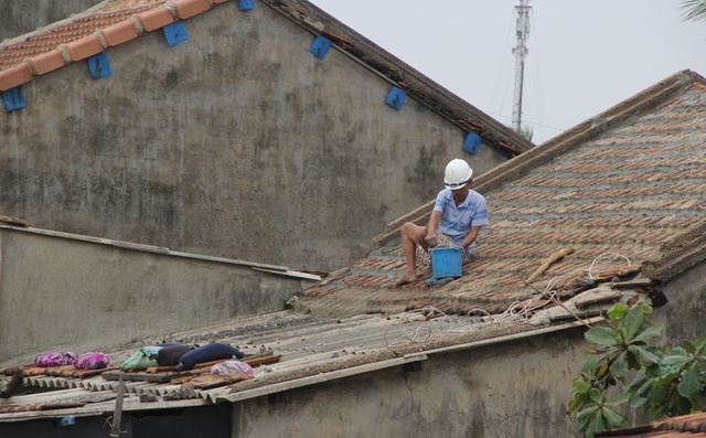 Phú Yên di dời hơn 30.000 dân trước bão số 6 - 10 Phú Yên di dời hơn 30.000 dân trước bão số 6 - 10