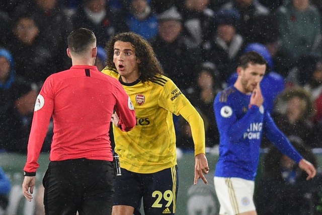Leicester 2-0 Arsenal: Vardy, Madison vùi dập “Pháo thủ” - 4 Leicester 2-0 Arsenal: Vardy, Madison vùi dập “Pháo thủ” - 4