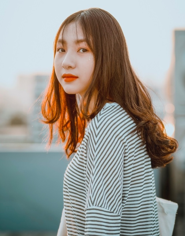 Nữ sinh xứ Nghệ mới vào đại học đã nổi rần rần vì vẻ ngoài tươi tắn - 5 Nữ sinh xứ Nghệ mới vào đại học đã nổi rần rần vì vẻ ngoài tươi tắn - 5