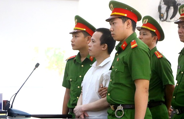 Tử hình kẻ sát hại 3 người trong một gia đình ở Bình Dương - 4 Tử hình kẻ sát hại 3 người trong một gia đình ở Bình Dương - 4