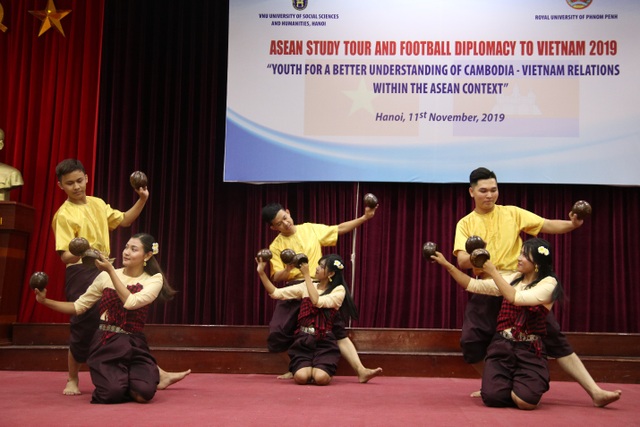 Sinh viên là đại sứ kết nối quan hệ hữu nghị Việt Nam – Campuchia - 3 Sinh viên là đại sứ kết nối quan hệ hữu nghị Việt Nam – Campuchia - 3