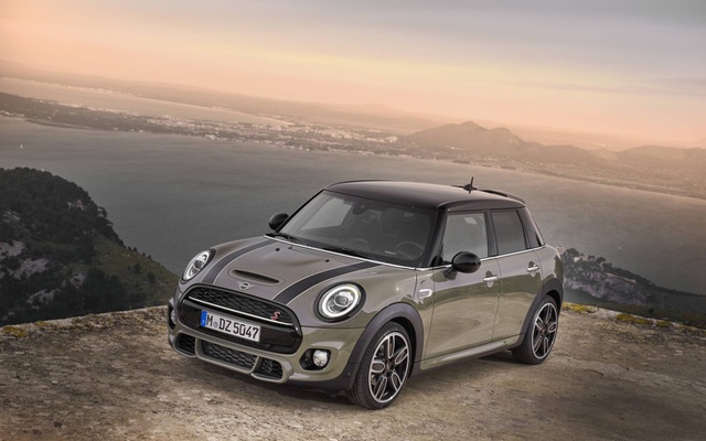 MINI Cooper S 5 cửa - Chất MINI trong từng chuyển động - 1