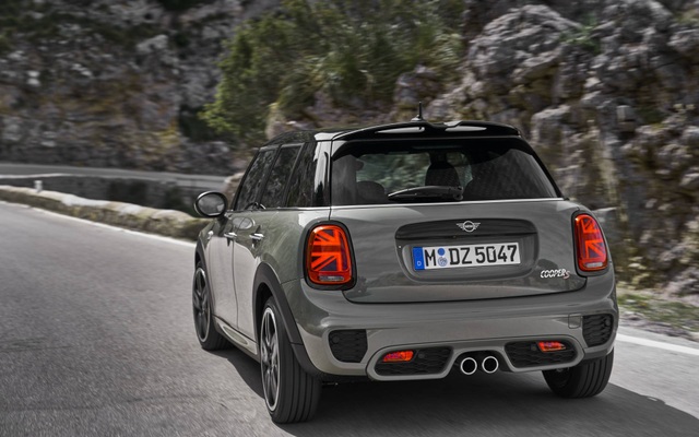 MINI Cooper S 5 cửa - Chất MINI trong từng chuyển động - 4