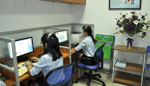 Bệnh tim mạch, ung thư quá tải vì người hút thuốc lá - 2 Bệnh tim mạch, ung thư quá tải vì người hút thuốc lá - 2