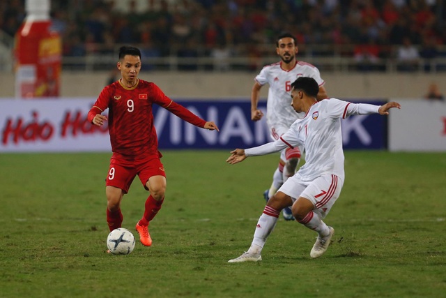 Việt Nam 1-0 UAE: Tiến Linh ghi bàn đẳng cấp - 4