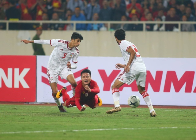 Việt Nam 1-0 UAE: Tiến Linh ghi bàn đẳng cấp - 22