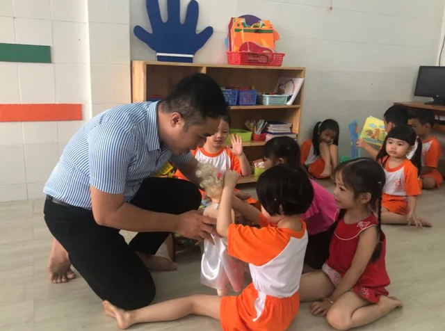Thầy giáo 14 năm dạy trẻ mầm non giữa Sài Gòn - 4 Thầy giáo 14 năm dạy trẻ mầm non giữa Sài Gòn - 4