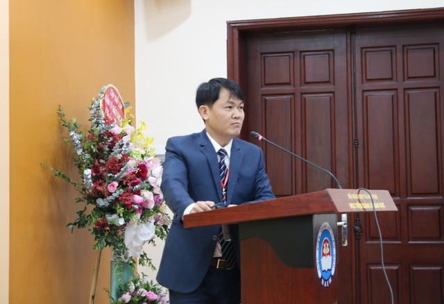 Không để tình trạng “ra lò” ồ ạt nhiều thạc sĩ - 2 Không để tình trạng “ra lò” ồ ạt nhiều thạc sĩ - 2