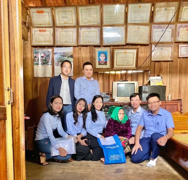Eximbank đền ơn đáp nghĩa tại xã Tam Thái, huyện Tương Dương, tỉnh Nghệ An - 1 Eximbank đền ơn đáp nghĩa tại xã Tam Thái, huyện Tương Dương, tỉnh Nghệ An - 1
