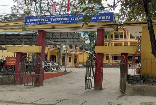 Bắt tạm giam hiệu trưởng bị cáo buộc rút khống hơn 600 triệu đồng - 1 Bắt tạm giam hiệu trưởng bị cáo buộc rút khống hơn 600 triệu đồng - 1