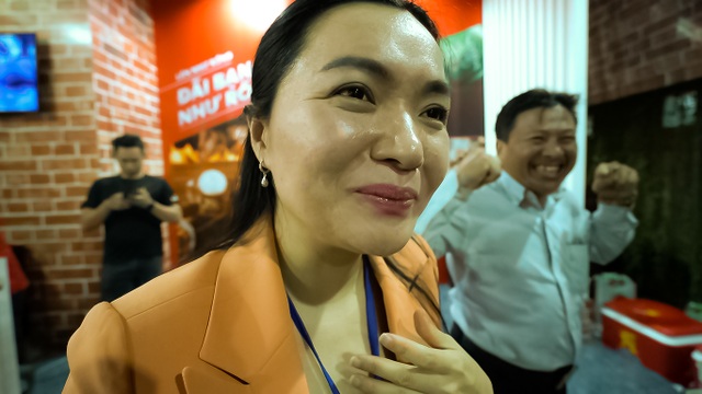 Du khách nín thở thưởng thức các món côn trùng “kinh dị” - 1 Du khách nín thở thưởng thức các món côn trùng “kinh dị” - 1