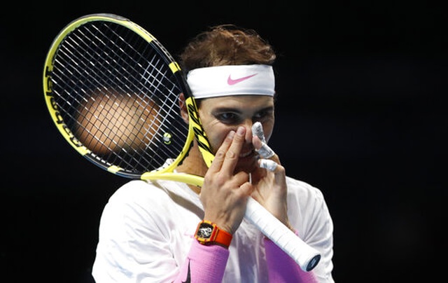 ATP Finals: Giành chiến thắng trước Tsitsipas, Nadal vẫn bị loại - 1 ATP Finals: Giành chiến thắng trước Tsitsipas, Nadal vẫn bị loại - 1
