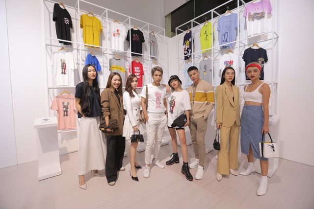 UNIQLO giải mã triết lý thời trang LifeWear với không gian trưng bày độc đáo - 6 UNIQLO giải mã triết lý thời trang LifeWear với không gian trưng bày độc đáo - 6