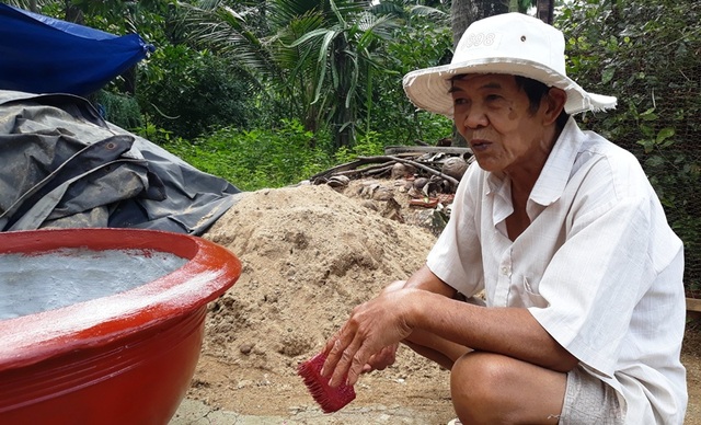 Lão nông xin rút khỏi hộ nghèo vì không muốn Nhà nước bảo trợ mãi - 1 Lão nông xin rút khỏi hộ nghèo vì không muốn Nhà nước bảo trợ mãi - 1