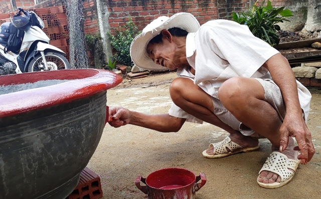 Lão nông xin rút khỏi hộ nghèo vì không muốn Nhà nước bảo trợ mãi - 3 Lão nông xin rút khỏi hộ nghèo vì không muốn Nhà nước bảo trợ mãi - 3
