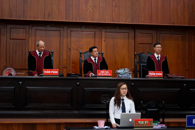 Rối beng việc chia tài sản ly hôn, ông Đặng Lê Nguyên Vũ than... đau khổ - 2 Rối beng việc chia tài sản ly hôn, ông Đặng Lê Nguyên Vũ than... đau khổ - 2