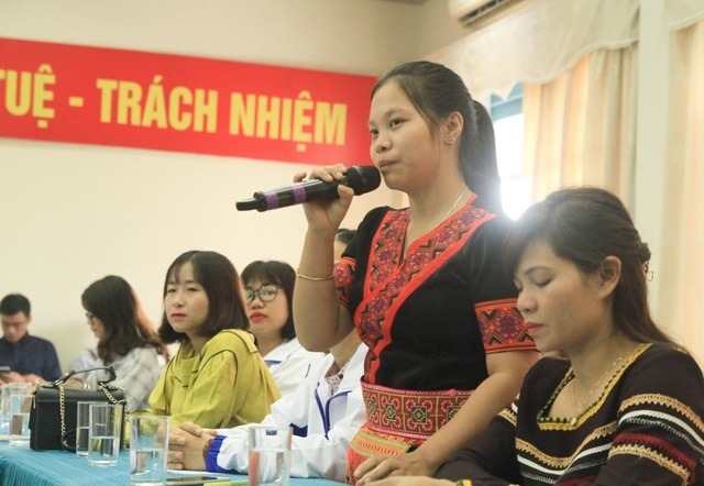 Là người dân tộc thiểu số vẫn phải đi học để có...chứng chỉ tiếng dân tộc - 4