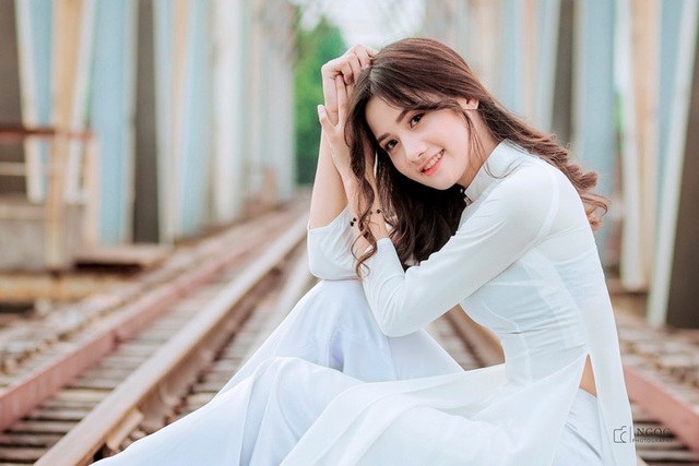 “Thiên thần đồng phục” Hà Nam không chỉ xinh đẹp mà còn học giỏi, làm cán bộ lớp - 5 “Thiên thần đồng phục” Hà Nam không chỉ xinh đẹp mà còn học giỏi, làm cán bộ lớp - 5