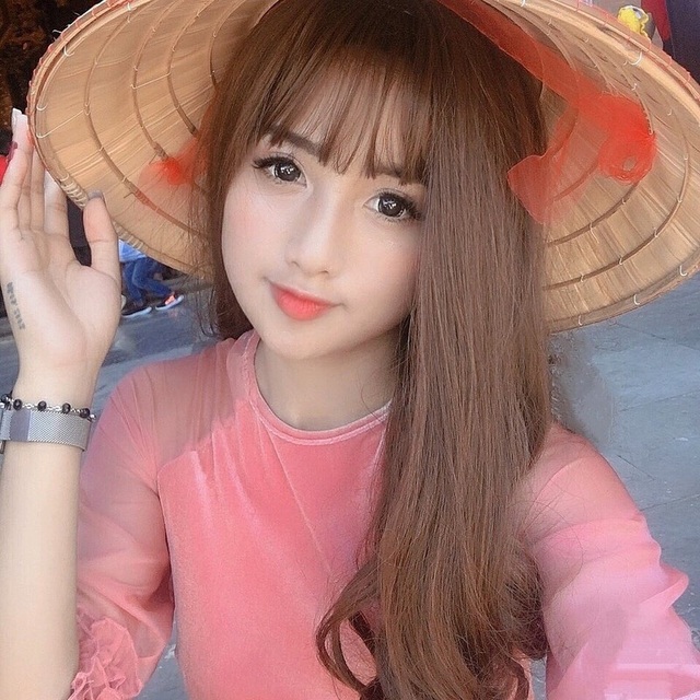 “Thiên thần đồng phục” Hà Nam không chỉ xinh đẹp mà còn học giỏi, làm cán bộ lớp - 6 “Thiên thần đồng phục” Hà Nam không chỉ xinh đẹp mà còn học giỏi, làm cán bộ lớp - 6