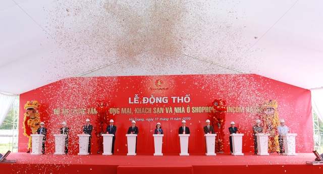 Động thổ dự án khu trung tâm thương mại, khách sạn và nhà ở Shophouse Vincom Hà Giang - 1 Động thổ dự án khu trung tâm thương mại, khách sạn và nhà ở Shophouse Vincom Hà Giang - 1