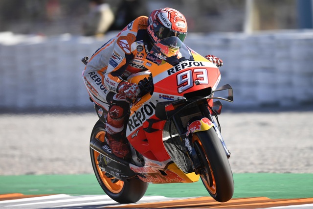 Marquez về nhất chặng, giúp Repsol Honda Team vô địch thế giới - 4