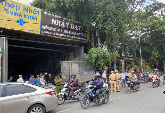 Thông tin bất ngờ về nghi phạm trộm xe tải gây náo loạn đường phố Sài Gòn - 4 Thông tin bất ngờ về nghi phạm trộm xe tải gây náo loạn đường phố Sài Gòn - 4