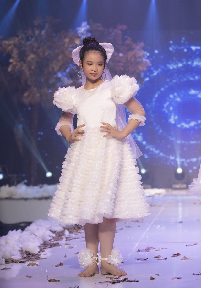 Bảo Hà - Mẫu nhí 10 tuổi cao 1m55 sải bước tự tin trên sàn catwalk - 1 Bảo Hà - Mẫu nhí 10 tuổi cao 1m55 sải bước tự tin trên sàn catwalk - 1