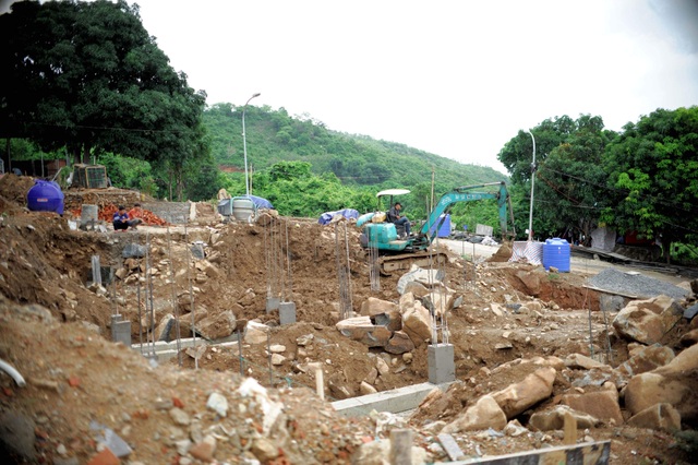 Cận cảnh dự án đua nhau rào chắn, bao vây xẻ thịt núi Cô Tiên ở Nha Trang - 4 Cận cảnh dự án đua nhau rào chắn, bao vây xẻ thịt núi Cô Tiên ở Nha Trang - 4