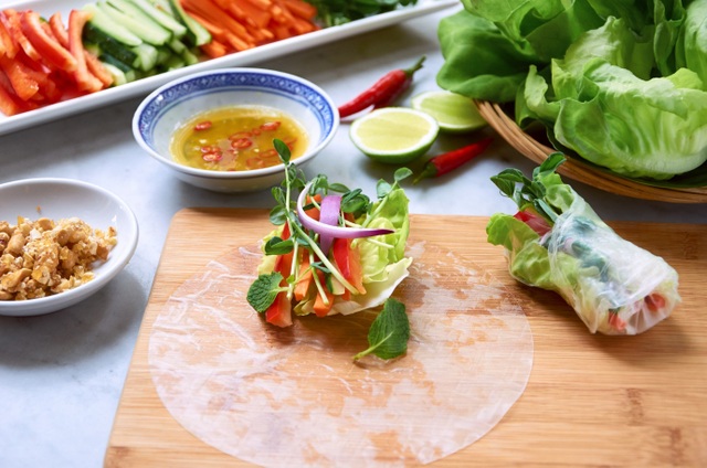Việt Nam bất ngờ tương đồng văn hoá với một quốc gia Châu Âu danh giá - 3 Việt Nam bất ngờ tương đồng văn hoá với một quốc gia Châu Âu danh giá - 3
