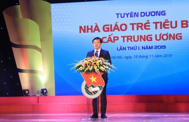 75 nhà giáo trẻ tiêu biểu nhận giải thưởng của Trung ương Đoàn - 4 75 nhà giáo trẻ tiêu biểu nhận giải thưởng của Trung ương Đoàn - 4