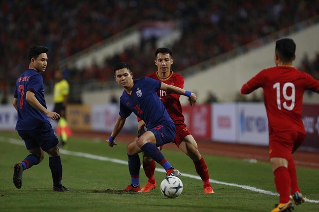Việt Nam 0-0 Thái Lan: Hai quyết định gây tranh cãi của trọng tài - 23