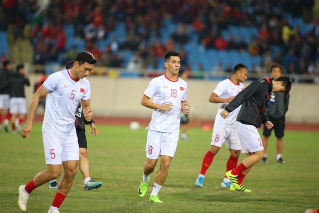 Việt Nam 0-0 Thái Lan: Hai quyết định gây tranh cãi của trọng tài - 15