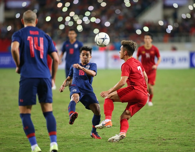 Việt Nam 0-0 Thái Lan: Hai quyết định gây tranh cãi của trọng tài - 35