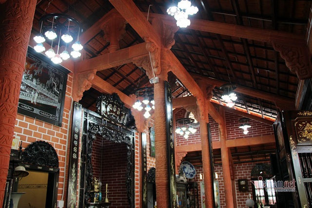 Biệt phủ bằng gốm đỏ có 1 không 2 ở Việt Nam của đại gia miền Tây - 16 Biệt phủ bằng gốm đỏ có 1 không 2 ở Việt Nam của đại gia miền Tây - 16