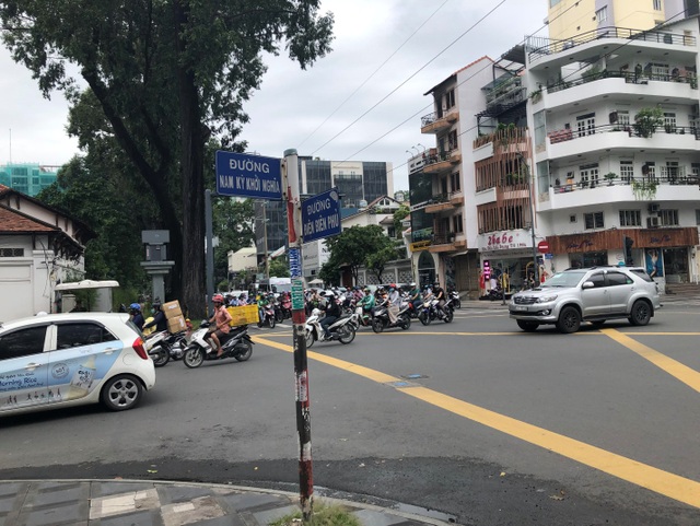 TP Hồ Chí Minh lắp đặt camera thông minh tự bắt lỗi người vi phạm - 1 TP Hồ Chí Minh lắp đặt camera thông minh tự bắt lỗi người vi phạm - 1