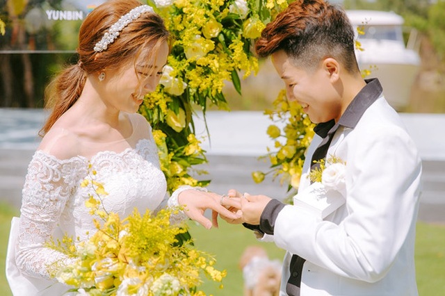 Cuộc “hôn nhân bão táp” của hot girl Tú Tri với người chồng chuyển giới - 5 Cuộc “hôn nhân bão táp” của hot girl Tú Tri với người chồng chuyển giới - 5