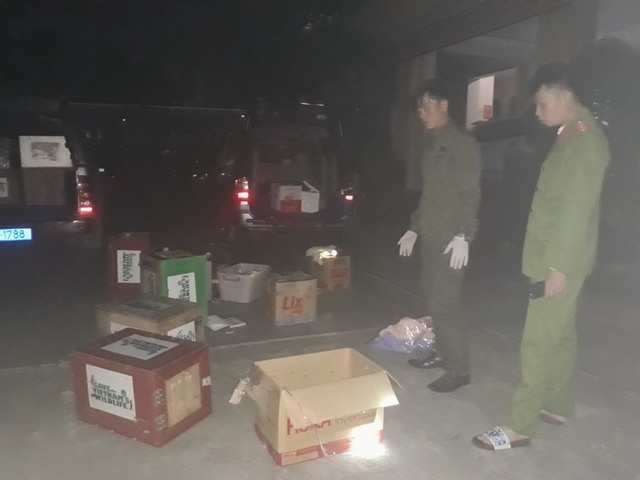 Giải cứu hàng chục con rái cá cực kỳ quý hiếm bị buôn lậu ở Nghệ An - 1 Giải cứu hàng chục con rái cá cực kỳ quý hiếm bị buôn lậu ở Nghệ An - 1