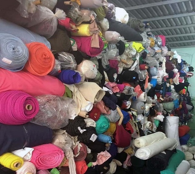 Thu mua vải cây, vải khúc, vải tồn kho giá cao của Phế liệu Việt Đức - 2 Thu mua vải cây, vải khúc, vải tồn kho giá cao của Phế liệu Việt Đức - 2