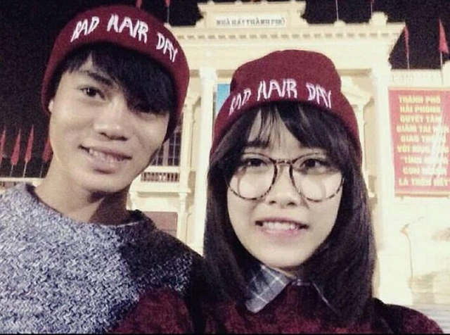 Tuyển thủ Văn Toàn lần đầu xuất hiện công khai cùng bạn gái gợi cảm - 1 Tuyển thủ Văn Toàn lần đầu xuất hiện công khai cùng bạn gái gợi cảm - 1