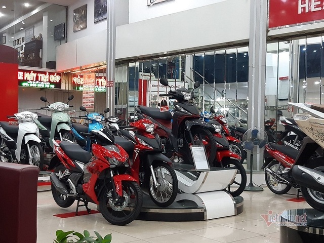 Honda Lead, Winner X giảm giá ào ào, lợi hơn mua SH - 1