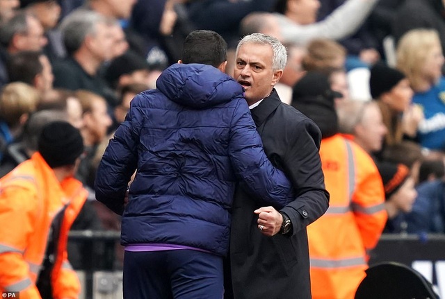 Mourinho có chiến thắng đầu tiên cùng Tottenham - 3