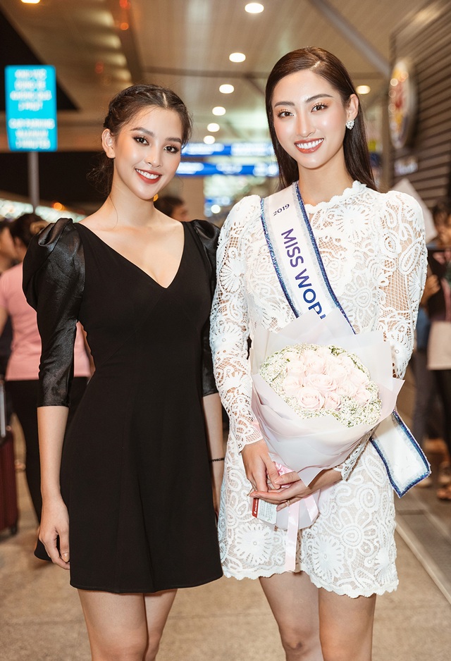Đỗ Mỹ Linh, Tiểu Vy tiễn Lương Thùy Linh đi thi Hoa hậu Thế giới - 6 Đỗ Mỹ Linh, Tiểu Vy tiễn Lương Thùy Linh đi thi Hoa hậu Thế giới - 6