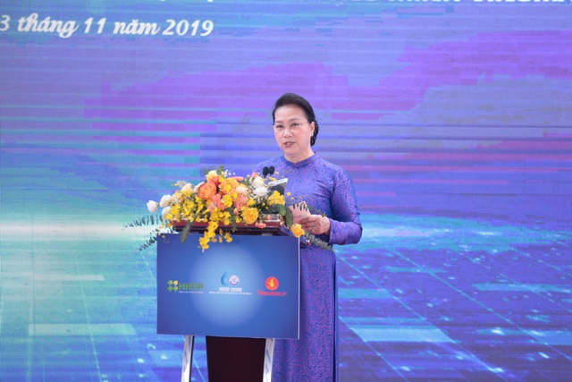 Chủ tịch Quốc hội: Khu Công nghệ cao Hòa Lạc phải là trung tâm đào tạo nguồn nhân lực công nghệ bậc cao - 3 Chủ tịch Quốc hội: Khu Công nghệ cao Hòa Lạc phải là trung tâm đào tạo nguồn nhân lực công nghệ bậc cao - 3