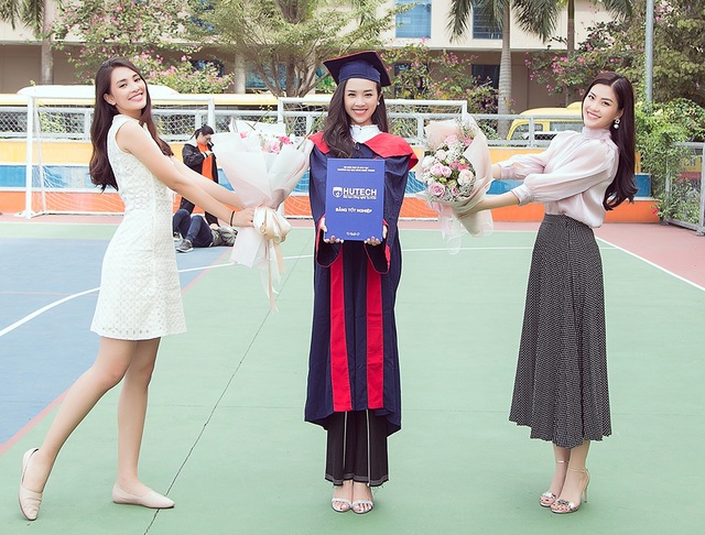Á hậu Thúy An xinh đẹp rạng rỡ trong lễ tốt nghiệp đại học - 8
