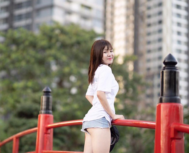 Bạn gái Lâm Tây nóng bỏng, gợi cảm trong mọi khoảnh khắc - 5 Bạn gái Lâm Tây nóng bỏng, gợi cảm trong mọi khoảnh khắc - 5