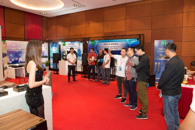 PARAMAX giới thiệu dòng sản phẩm giải trí chuyên nghiệp tại AV Show 2019 Hà Nội - 5 PARAMAX giới thiệu dòng sản phẩm giải trí chuyên nghiệp tại AV Show 2019 Hà Nội - 5