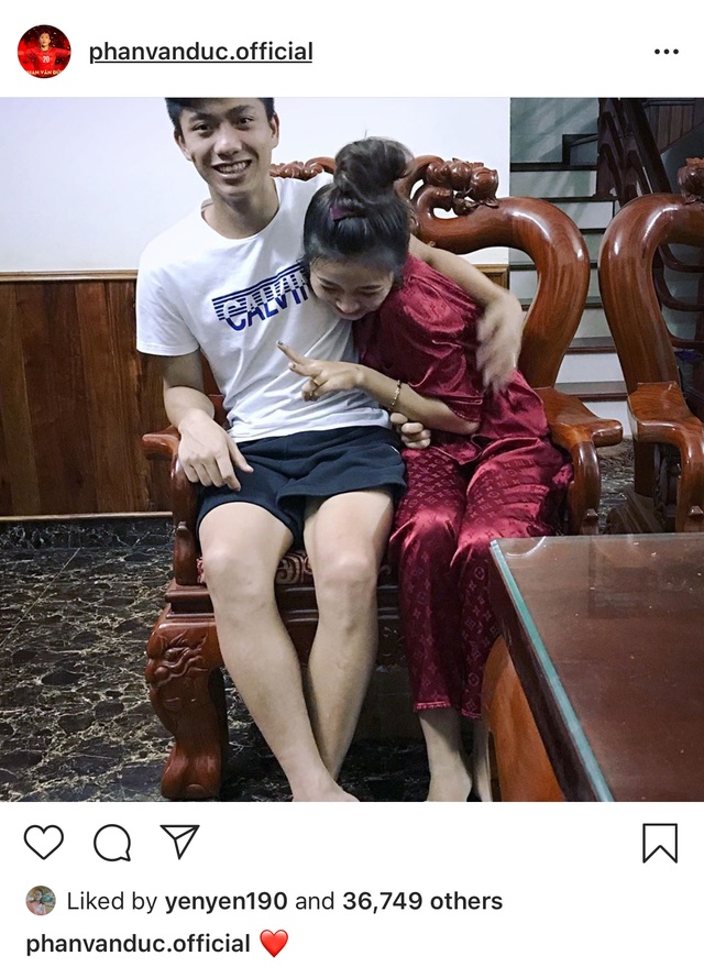 Cầu thủ Phan Văn Đức lần đầu công khai bạn gái hot girl giữa tin đồn sắp kết hôn - 6 Cầu thủ Phan Văn Đức lần đầu công khai bạn gái hot girl giữa tin đồn sắp kết hôn - 6