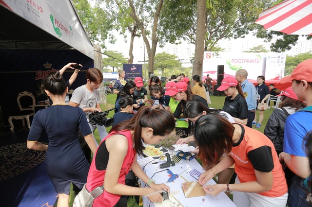 Trải nghiệm văn hóa quà tặng tri ân cùng Danisa tại sự kiện ngày Đan Mạch 2019 - 3 Trải nghiệm văn hóa quà tặng tri ân cùng Danisa tại sự kiện ngày Đan Mạch 2019 - 3